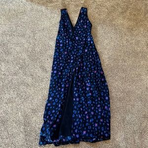 Maxi leopard print dress.